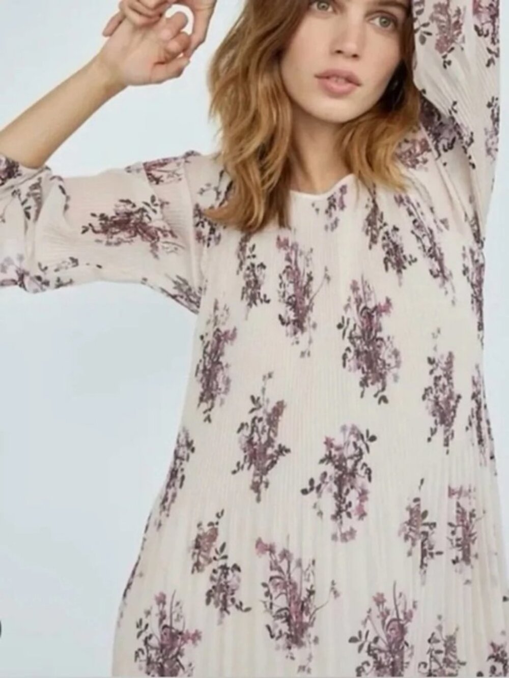 Aritzia Wilfred Daydreamer Pleated Midi Dress Ivory Purple Floral Boho Feminine